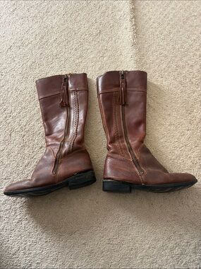 Dublin brown tall riding boots size 8.5